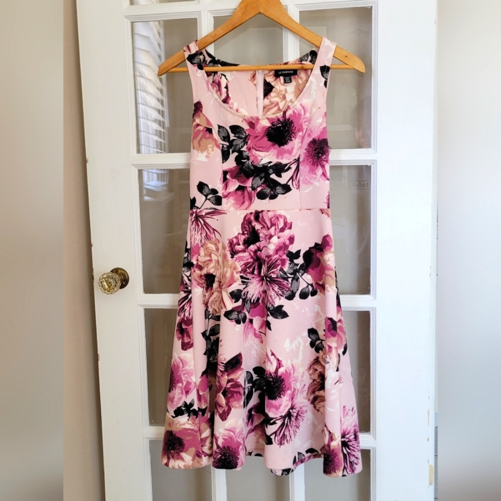 Le Chateau Pink Floral Sleeveless Midi Dress